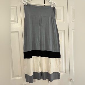 Maxi Skirt Block Design in Black, Grey, & Ivory. Size XL. Design History brand.